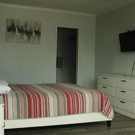 Travel Inn Fort Pierce Exteriör bild
